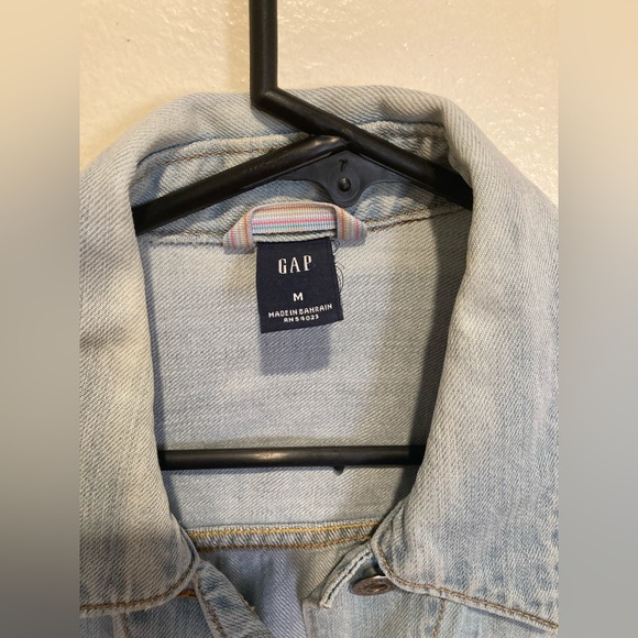 Gap Denim Women’s Jacket - Picture 4 of 5